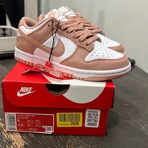 W NIKE DUNK LOW ROSE WHISPER